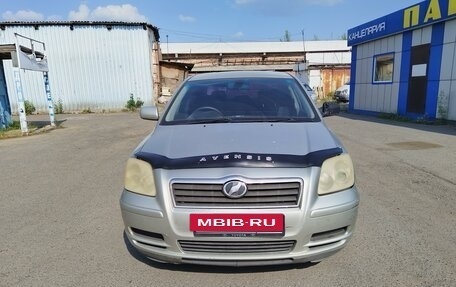 Toyota Avensis III рестайлинг, 2006 год, 689 000 рублей, 3 фотография