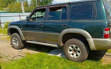 Nissan Patrol, 1998 год, 750 000 рублей, 3 фотография