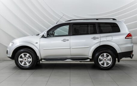 Mitsubishi Pajero IV, 2015 год, 1 818 000 рублей, 4 фотография