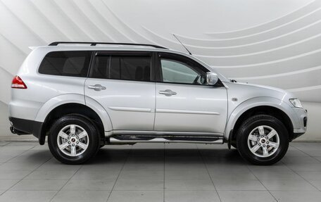 Mitsubishi Pajero IV, 2015 год, 1 818 000 рублей, 8 фотография