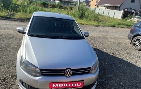 Volkswagen Polo VI (EU Market), 2014 год, 990 000 рублей, 2 фотография