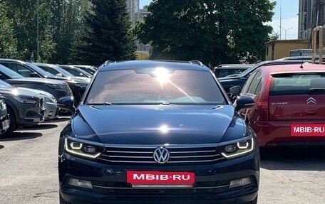 Volkswagen Passat B8 рестайлинг, 2016 год, 2 249 000 рублей, 2 фотография