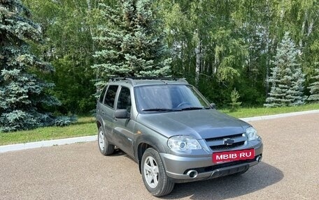 Chevrolet Niva I рестайлинг, 2009 год, 530 000 рублей, 3 фотография