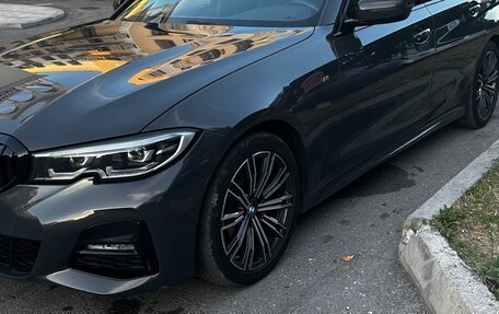 BMW 3 серия, 2019 год, 4 100 000 рублей, 2 фотография