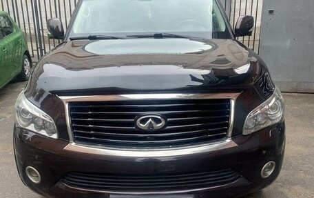 Infiniti QX56, 2012 год, 2 700 000 рублей, 2 фотография