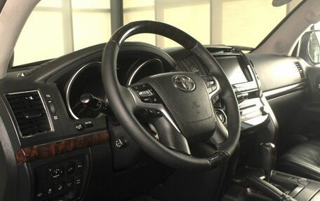 Toyota Land Cruiser 200, 2012 год, 4 899 995 рублей, 9 фотография