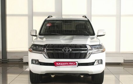 Toyota Land Cruiser 200, 2012 год, 4 899 995 рублей, 2 фотография