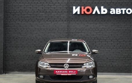 Volkswagen Jetta VI, 2014 год, 1 150 000 рублей, 2 фотография