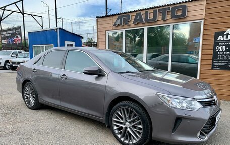 Toyota Camry, 2016 год, 2 299 000 рублей, 2 фотография