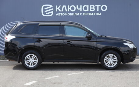 Mitsubishi Outlander III рестайлинг 3, 2013 год, 1 560 000 рублей, 6 фотография