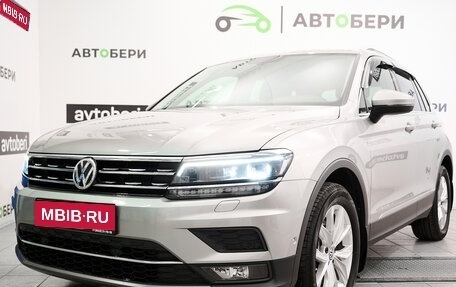 Volkswagen Tiguan II, 2018 год, 3 060 000 рублей, 1 фотография