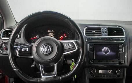 Volkswagen Polo VI (EU Market), 2018 год, 1 399 000 рублей, 8 фотография