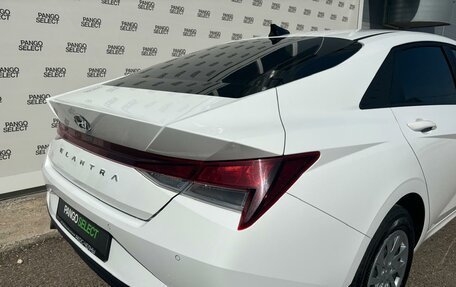 Hyundai Elantra, 2022 год, 2 327 000 рублей, 10 фотография