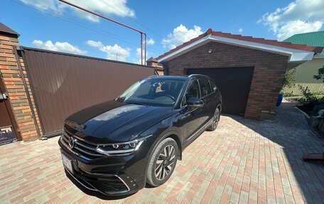 Volkswagen Tiguan II, 2023 год, 5 500 000 рублей, 3 фотография