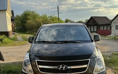 Hyundai H-1 II рестайлинг, 2008 год, 1 350 000 рублей, 2 фотография