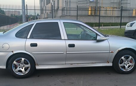 Opel Vectra B рестайлинг, 2001 год, 389 000 рублей, 4 фотография