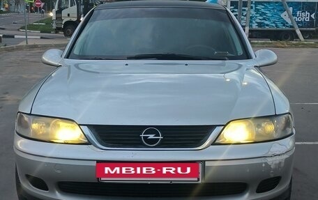 Opel Vectra B рестайлинг, 2001 год, 389 000 рублей, 2 фотография