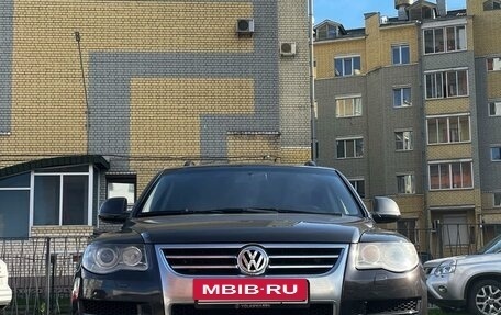 Volkswagen Touareg III, 2008 год, 850 000 рублей, 2 фотография