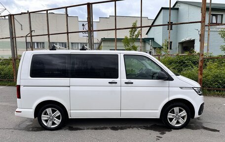 Volkswagen Multivan T6 рестайлинг, 2021 год, 5 600 000 рублей, 4 фотография