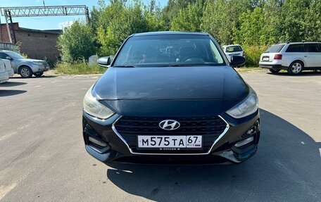 Hyundai Solaris II рестайлинг, 2017 год, 1 100 000 рублей, 1 фотография