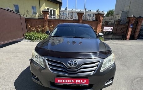 Toyota Camry, 2010 год, 1 380 000 рублей, 2 фотография