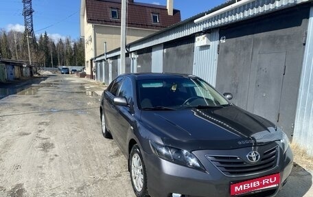 Toyota Camry, 2006 год, 900 000 рублей, 2 фотография