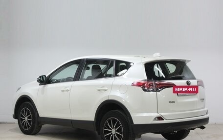 Toyota RAV4, 2018 год, 2 880 000 рублей, 7 фотография