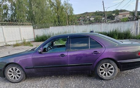 Mercedes-Benz E-Класс, 1999 год, 550 000 рублей, 7 фотография