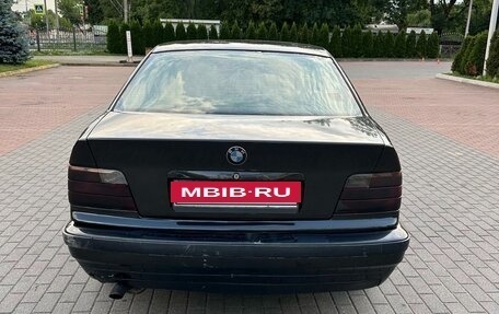 BMW 3 серия, 1993 год, 350 000 рублей, 3 фотография