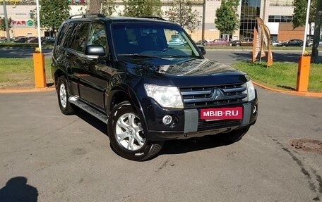 Mitsubishi Pajero IV, 2010 год, 1 890 000 рублей, 9 фотография