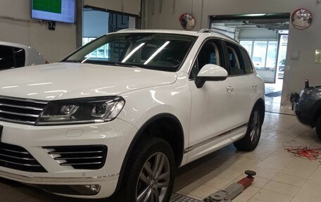 Volkswagen Touareg III, 2017 год, 4 000 000 рублей, 1 фотография