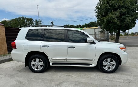 Toyota Land Cruiser 200, 2014 год, 6 200 000 рублей, 2 фотография