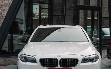 BMW 5 серия, 2011 год, 2 300 000 рублей, 1 фотография