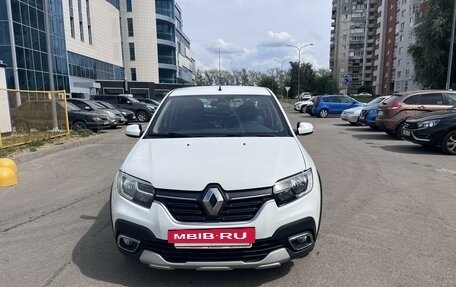 Renault Logan II, 2019 год, 1 250 000 рублей, 2 фотография