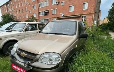 Chevrolet Niva I рестайлинг, 2004 год, 200 000 рублей, 1 фотография