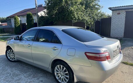 Toyota Camry, 2011 год, 1 350 000 рублей, 6 фотография