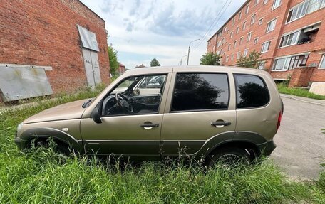 Chevrolet Niva I рестайлинг, 2004 год, 200 000 рублей, 7 фотография