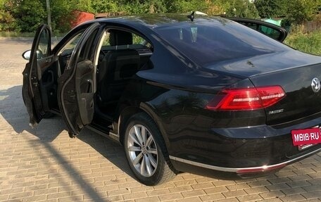 Volkswagen Passat B8 рестайлинг, 2018 год, 2 300 000 рублей, 5 фотография