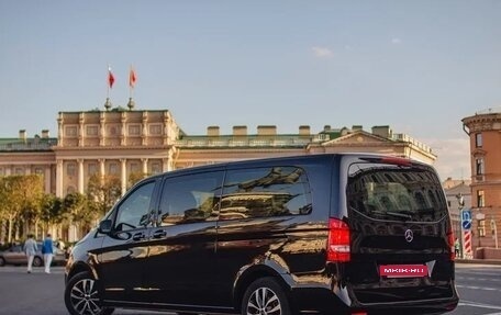 Mercedes-Benz V-Класс, 2018 год, 4 600 000 рублей, 4 фотография