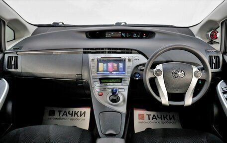 Toyota Prius, 2013 год, 1 449 000 рублей, 7 фотография