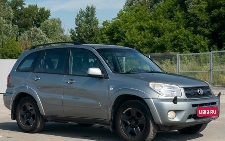 Toyota RAV4, 2004 год, 945 000 рублей, 1 фотография