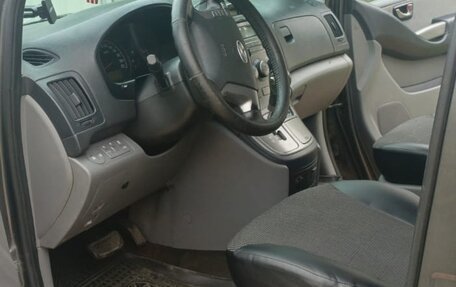 Hyundai H-1 II рестайлинг, 2012 год, 1 600 000 рублей, 6 фотография