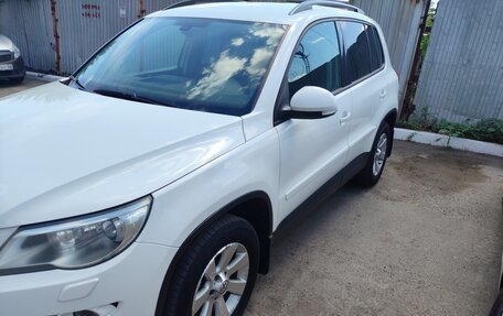 Volkswagen Tiguan I, 2010 год, 1 080 000 рублей, 2 фотография