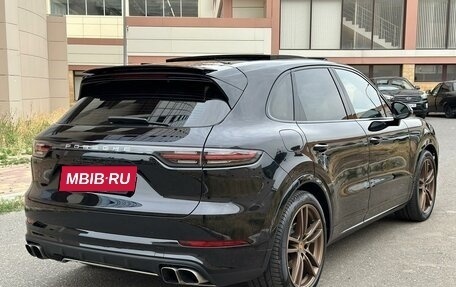 Porsche Cayenne III, 2018 год, 8 900 000 рублей, 4 фотография