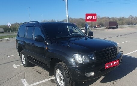 Toyota Land Cruiser 100 рестайлинг 2, 2000 год, 1 750 000 рублей, 1 фотография