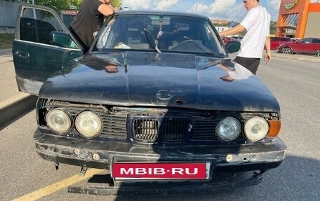 BMW 5 серия, 1991 год, 148 000 рублей, 1 фотография