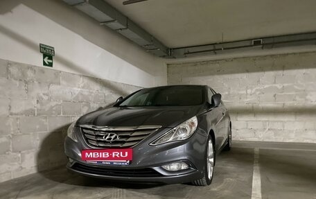 Hyundai Sonata VI, 2012 год, 1 600 000 рублей, 2 фотография