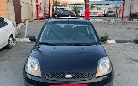 Ford Fiesta, 2006 год, 420 000 рублей, 2 фотография