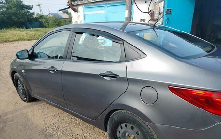 Hyundai Solaris II рестайлинг, 2011 год, 850 000 рублей, 6 фотография