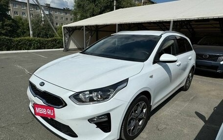 KIA cee'd III, 2021 год, 2 350 000 рублей, 2 фотография